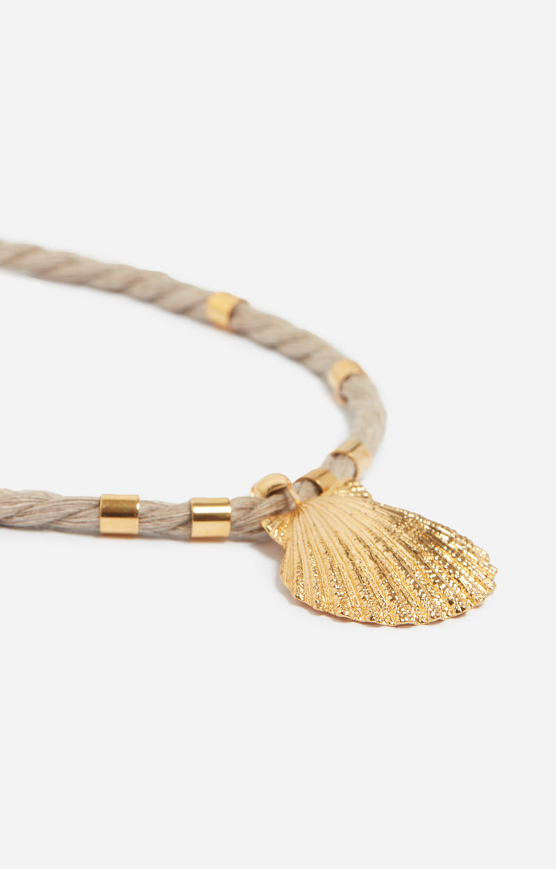SHELL PENDANT BRASS NECKLACE