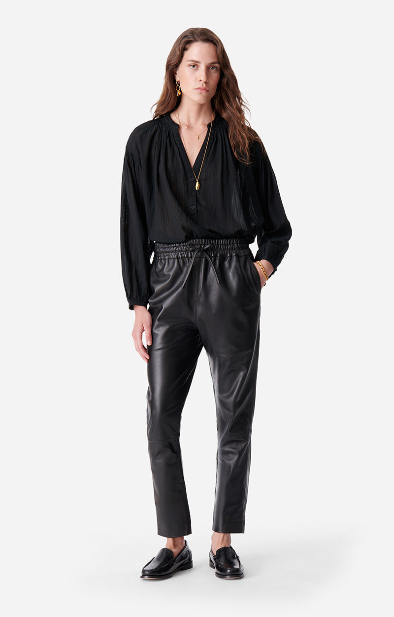 NIPOA BLACK BLOUSE