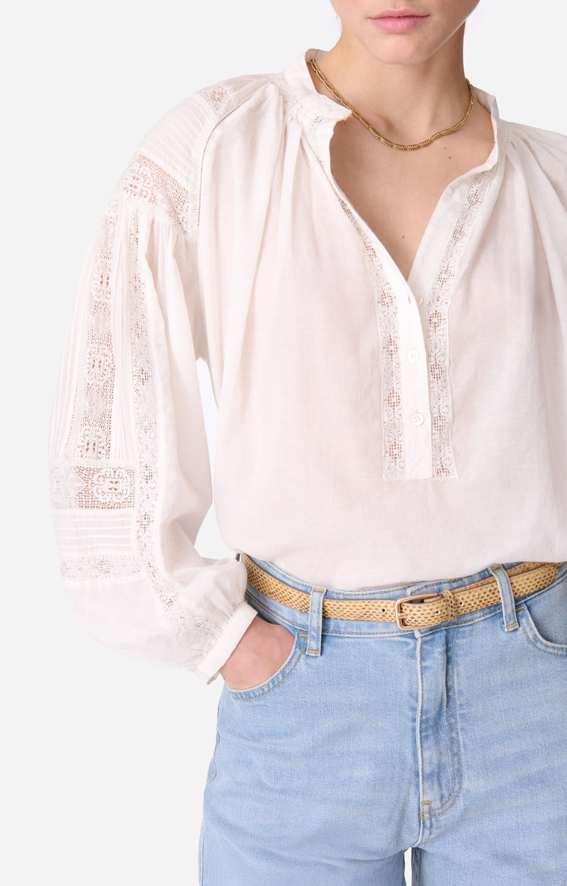 NIPOA WHITE BLOUSE