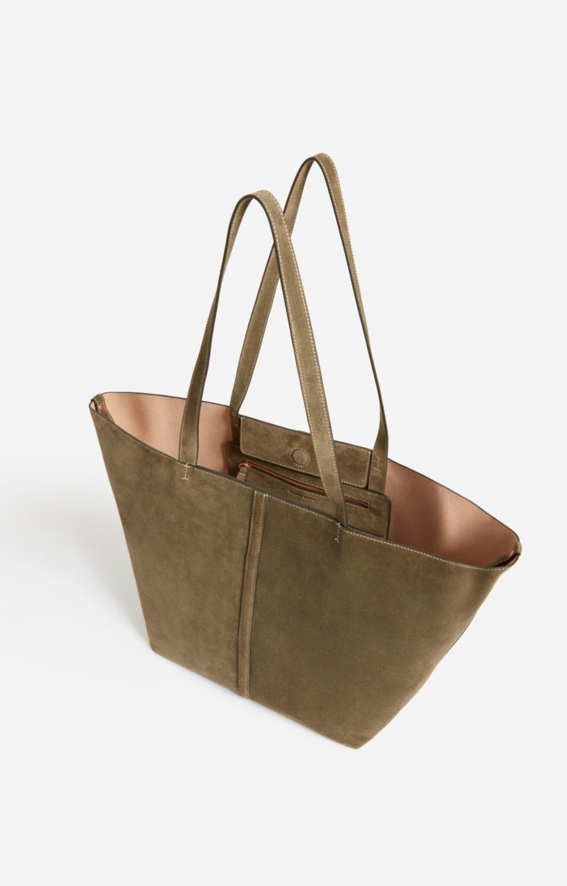LARGE CALF LEATHER TAUPE DAILY TOTE