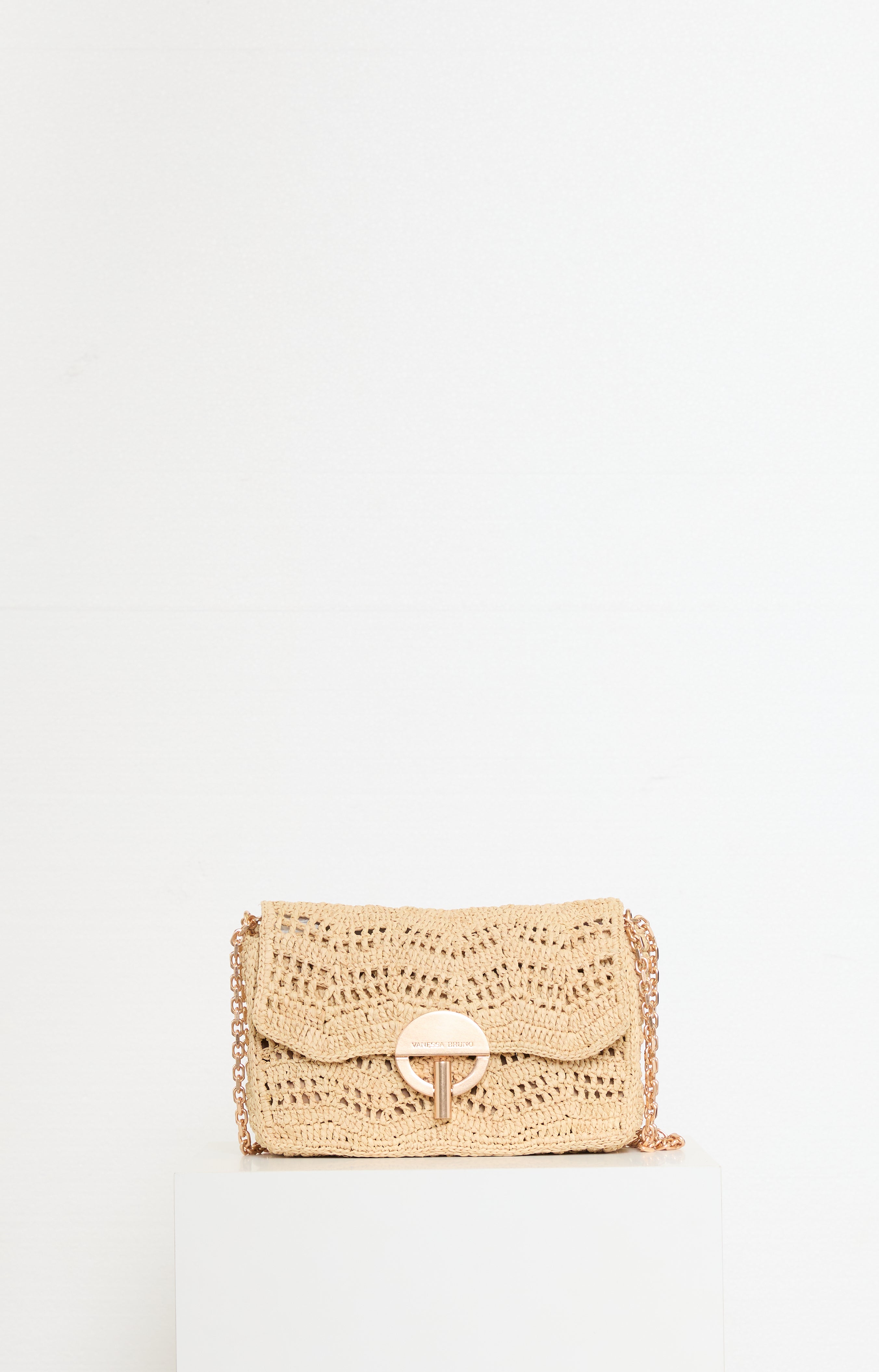 MEDIUM RAFFIA MOON BAG