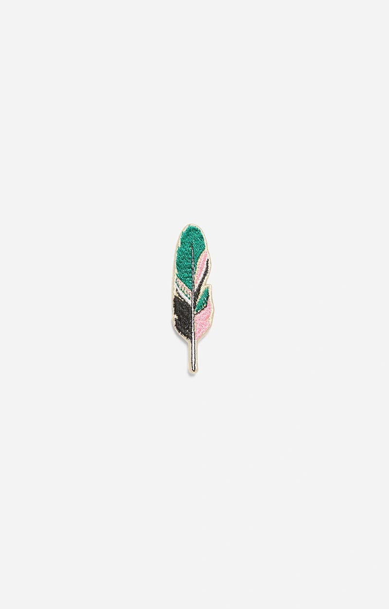 SMALL PINK AND GREEN FEATHER PATCH