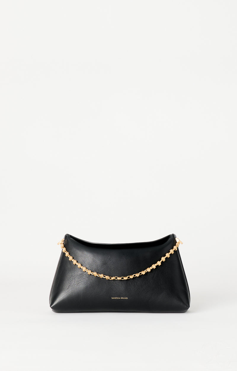 BLACK CHAIN CLUTCH