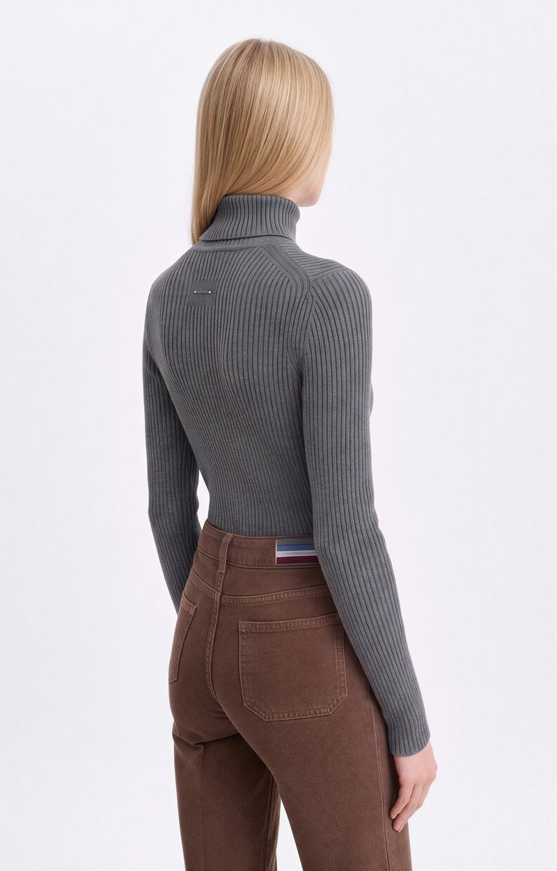 HINDA SWEATER