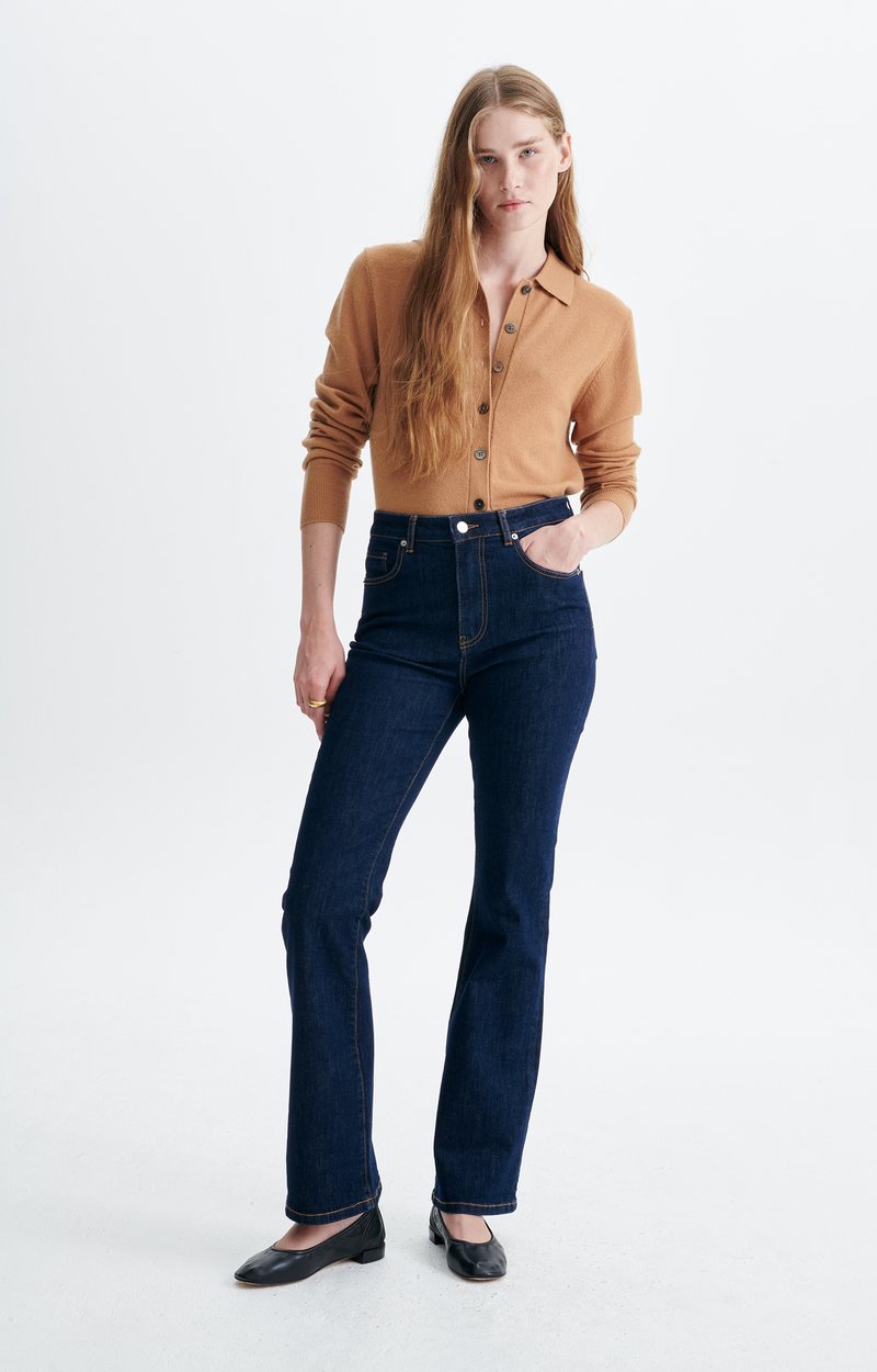 JERRY JEANS