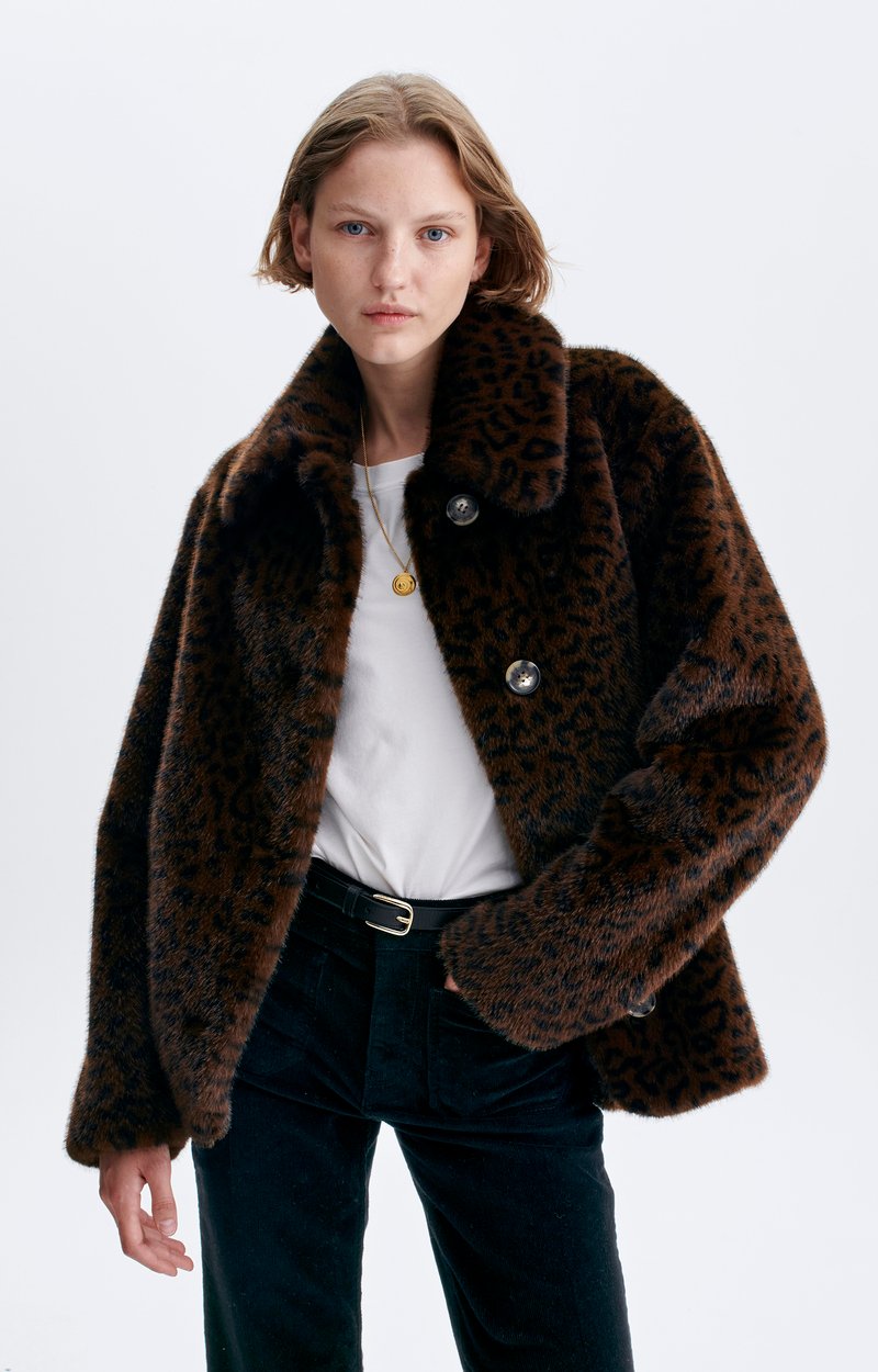 HEAGLE JACKET