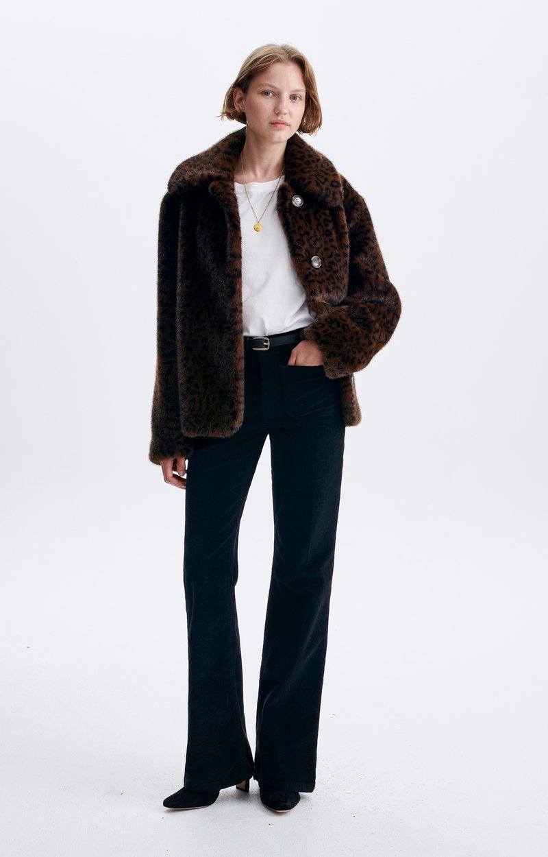 HEAGLE JACKET