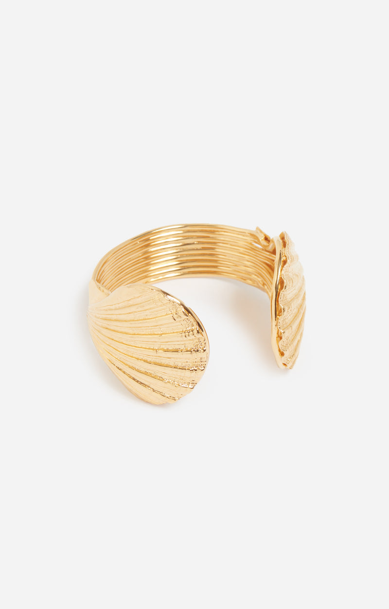 SCALLOP SHELL BRASS CUFF
