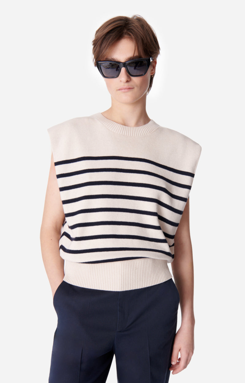 CASSANDRA SLEEVELESS SWEATER