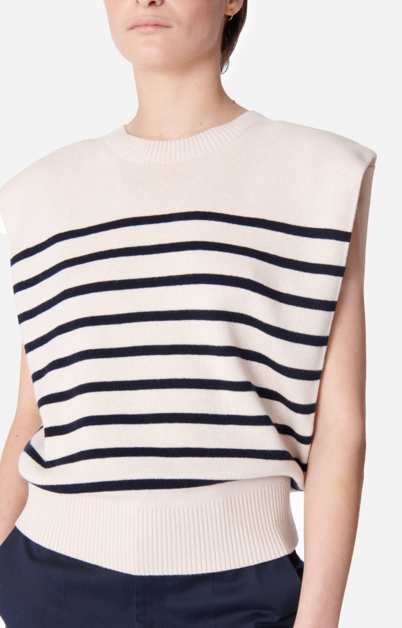CASSANDRA SLEEVELESS SWEATER