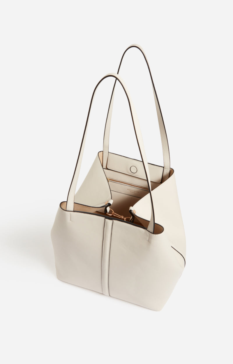 LARGE LEATHER IVORY DAILY TOTE