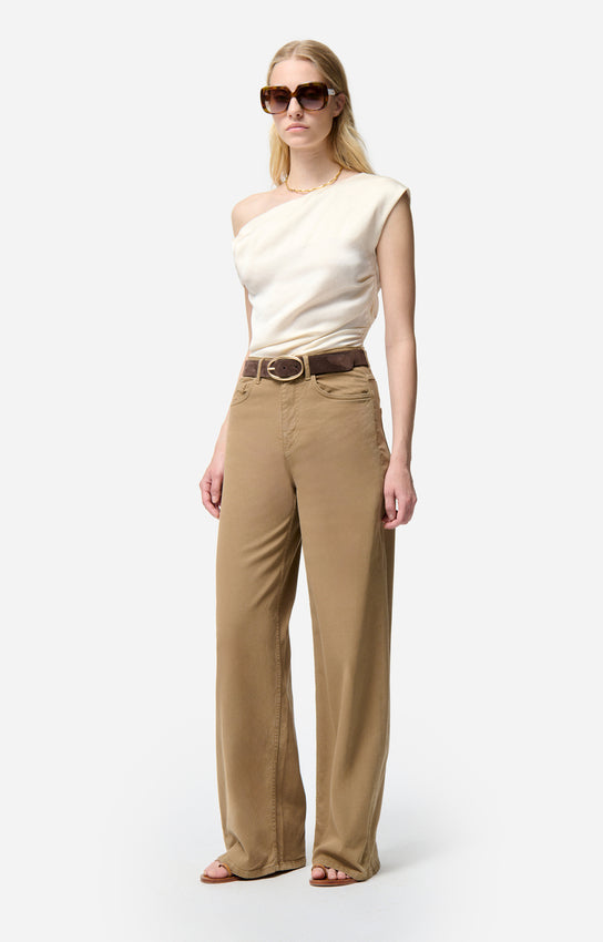 EZAI ECRU TOP
