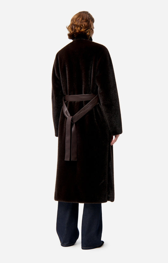 FLUFFY COAT